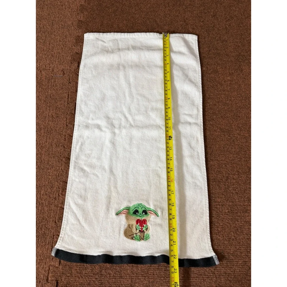 Star Wars Baby Yoda Grogu Hand Towel White Cotton Embroidered Heart Mandalorian
